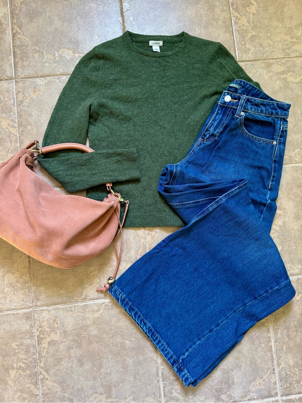 L.L. Bean 100% Cashmere Crewneck Sweater in Forest Green